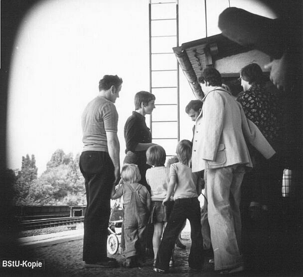 BeobachtPicknickAug1978_amBahnhof2