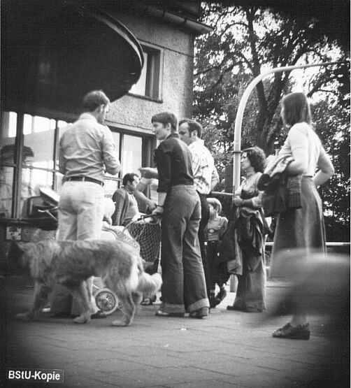 BeobachtPicknickAug1978_amBahnhof4